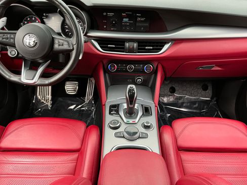 Used 2020 Alfa Romeo Stelvio Ti Sport w/ Quick Order Package 22S Sport image 10
