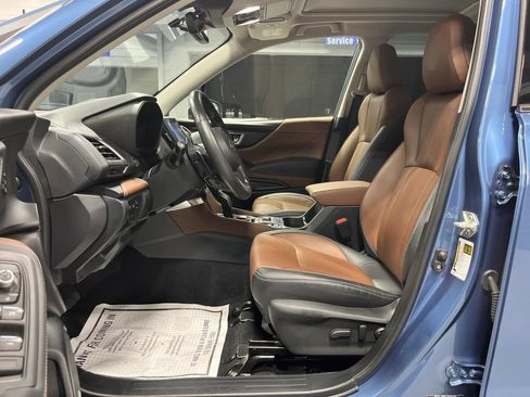 Certified 2022 Subaru Forester Touring AWD/4WD image 16