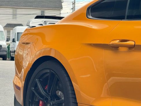 Used 2022 Ford Mustang Shelby GT500 w/ Technology Package image 28