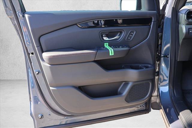 New 2026 Honda Pilot TrailSport image 12