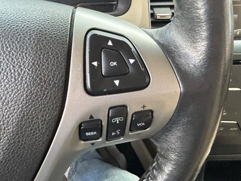 Used 2013 Ford Flex SEL FWD image 20