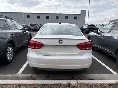 Used 2013 Volkswagen Passat 2.5 SE image 9