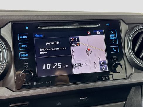 Used 2019 Toyota Tacoma TRD Off-Road AWD/4WD image 21