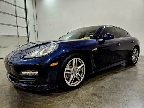 Used 2012 Porsche Panamera w/ Premium Pkg RWD image 4