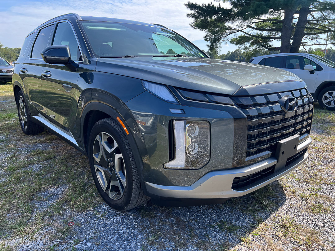 Used 2023 Hyundai Palisade SEL w/ Premium Package AWD/4WD image 9