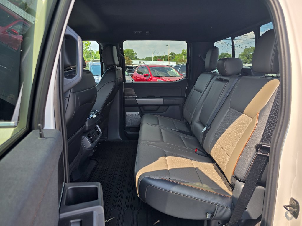 Used 2024 Ford F150 Lariat w/ FX4 Off-Road Package AWD/4WD image 11