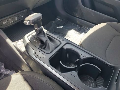 New 2026 Kia K4 FWD image 18