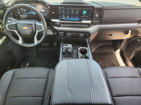 Used 2023 Chevrolet Silverado 1500 LTZ AWD/4WD image 26