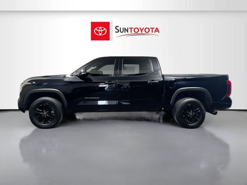 Used 2025 Toyota Tundra SR5 w/ SR5 Convenience Package AWD/4WD image 7