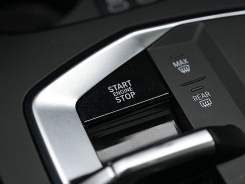 Used 2025 BMW 228i xDrive 228 xDrive Gran Coupe image 30