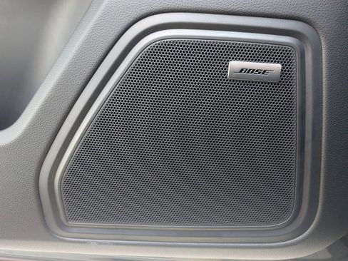 New 2026 Porsche Macan image 14