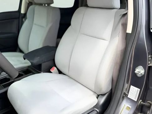 Used 2015 Honda CR-V LX image 13