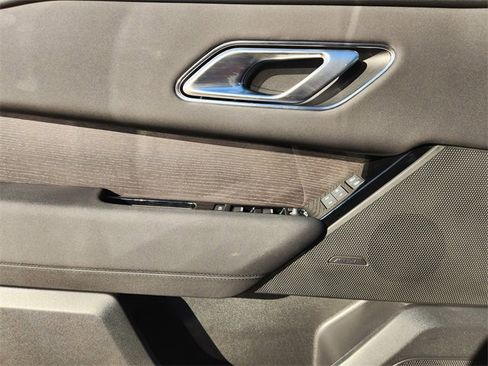 Used 2025 Land Rover Range Rover Velar S image 23