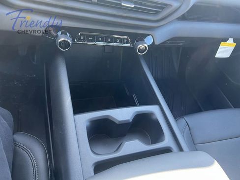 New 2026 Chevrolet Silverado EV W/T AWD/4WD image 9