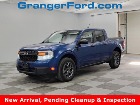 Used 2023 Ford Maverick XLT FWD image 1