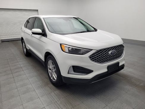 Used 2024 Ford Edge SEL image 13