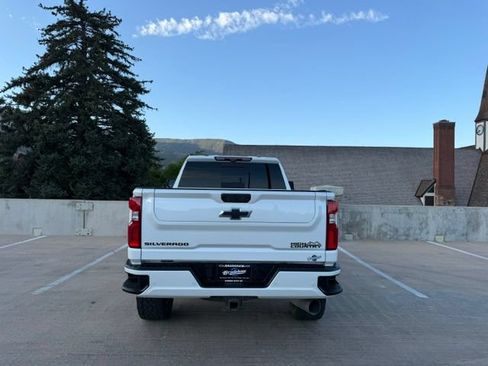 Used 2023 Chevrolet Silverado 2500 High Country w/ Z71 Off-Road Package AWD/4WD image 7