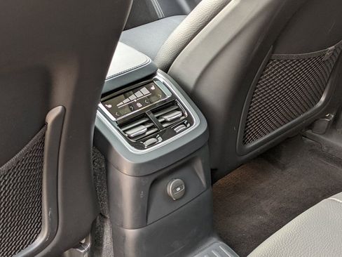 Certified 2024 Volvo XC90 T8 Plus w/ Protection Package Premier image 24