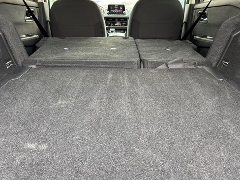 Certified 2023 Nissan Rogue SV image 17