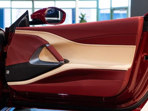 Certified 2022 Ferrari 812 GTS RWD image 45