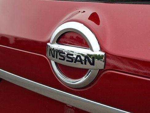 Used 2019 Nissan Rogue SV w/ Sun & Sound Touring Package image 30