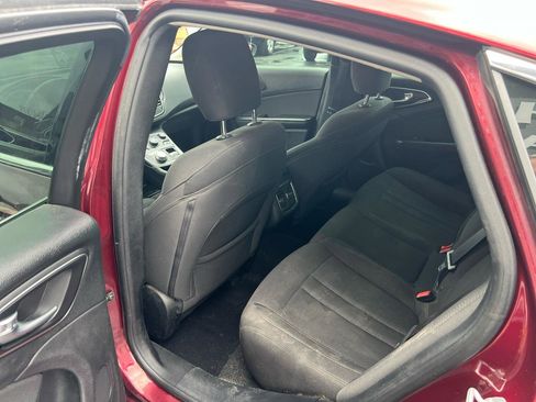 Used 2016 Chrysler 200 Limited w/ Comfort Group image 11