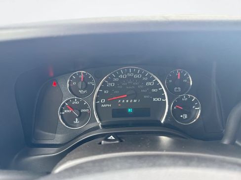 Used 2025 GMC Savana 2500 w/ Driver Convenience Package RWD image 15