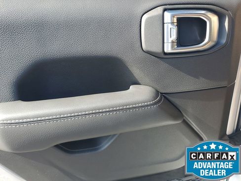 Used 2023 Jeep Gladiator Rubicon w/ LED Lighting Group image 44