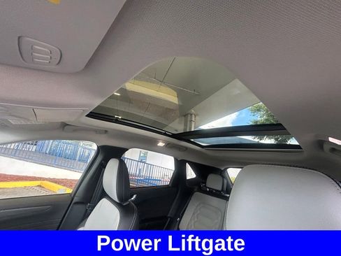 Certified 2024 Ford Escape SE w/ PHEV Premium Package FWD image 11
