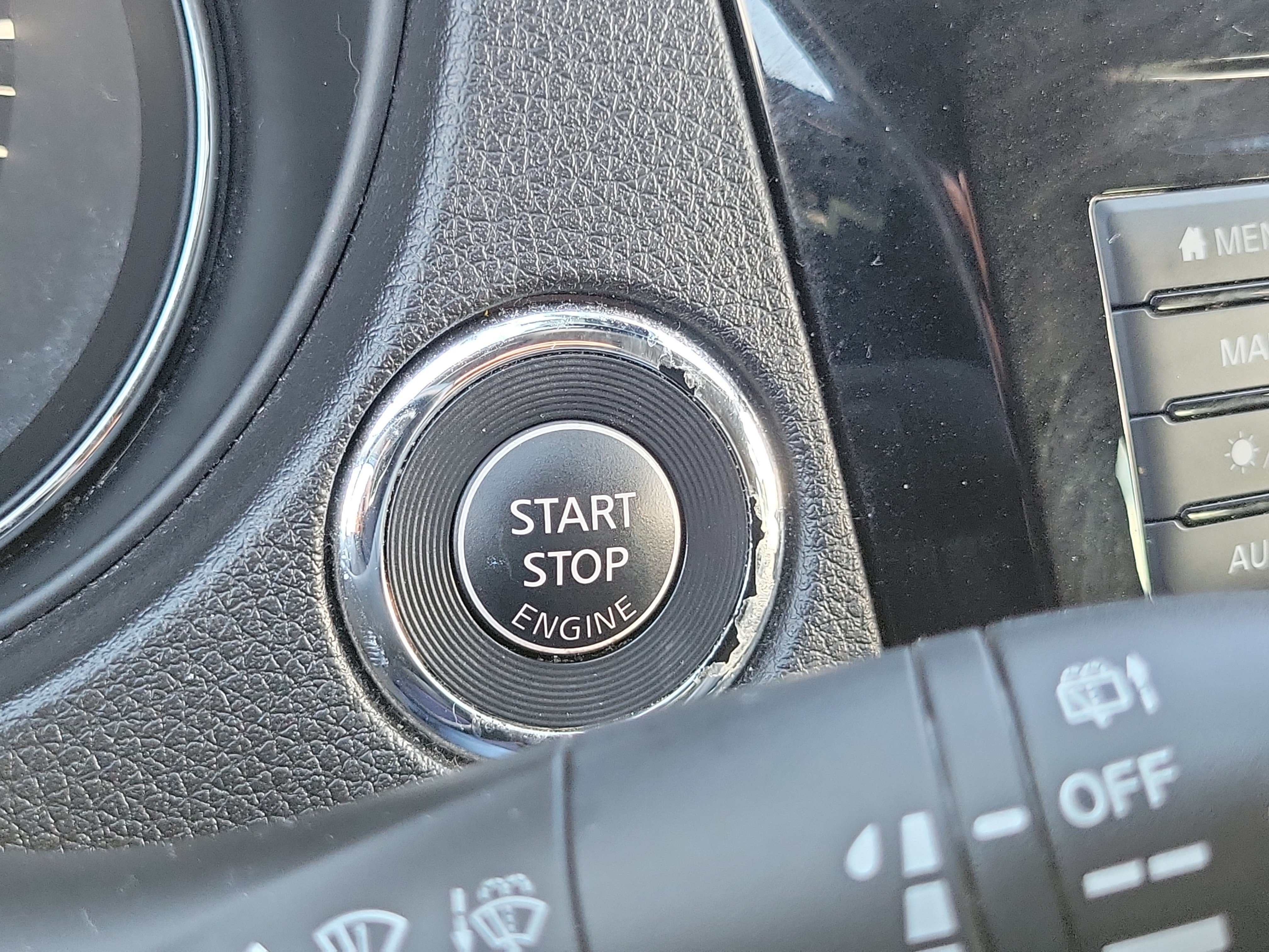 Used 2021 Nissan Rogue Sport SL w/ Premium Package FWD image 30