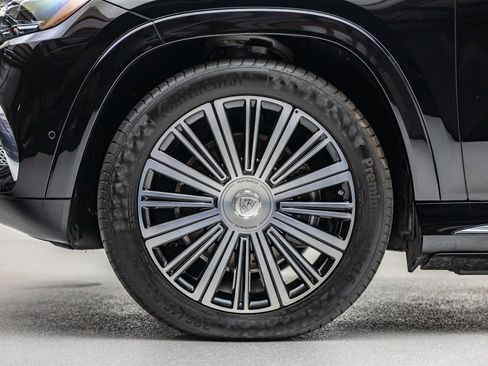 Used 2022 Mercedes-Benz Maybach GLS 600 4MATIC image 12