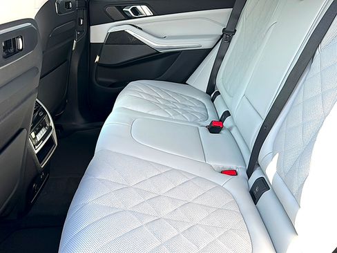 New 2026 BMW X5 M60i AWD/4WD image 15