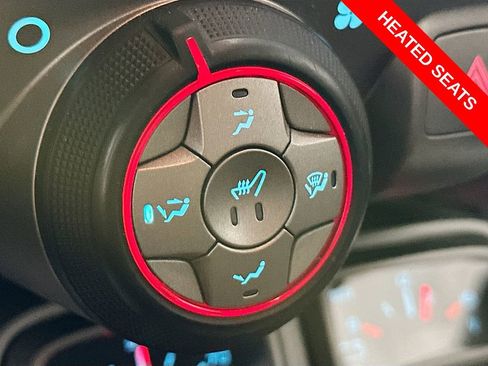 Used 2015 Chevrolet Camaro SS w/ SS Performance Package RWD image 21