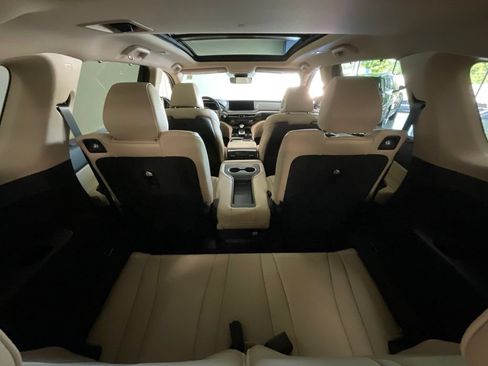 Certified 2024 Acura MDX SH-AWD w/ Technology Package image 27