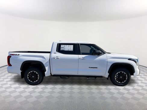 New 2026 Toyota Tundra SR5 AWD/4WD image 8