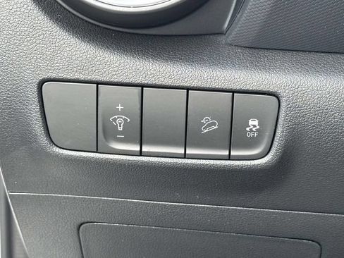 Certified 2023 Hyundai Kona SE AWD/4WD image 21