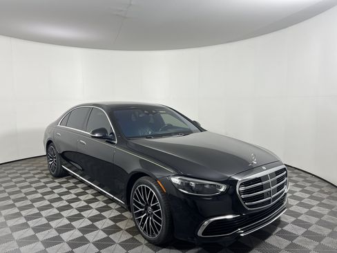 Certified 2022 Mercedes-Benz S 580 4MATIC Sedan image 7