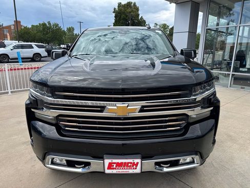 Used 2020 Chevrolet Silverado 1500 High Country w/ Technology Package AWD/4WD image 8