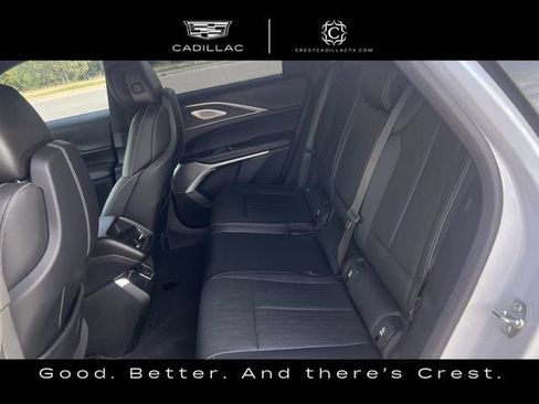 Used 2024 Cadillac Lyriq Luxury AWD/4WD image 32