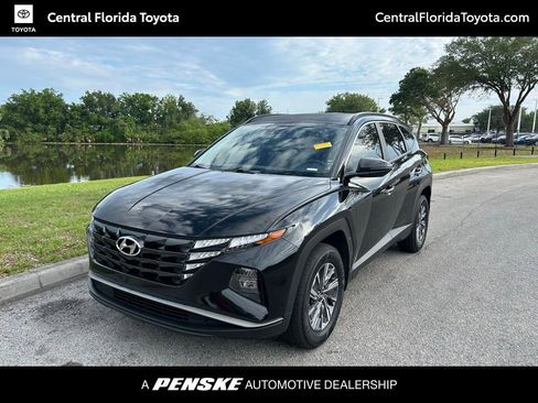 Used 2023 Hyundai Tucson Blue AWD/4WD image 1