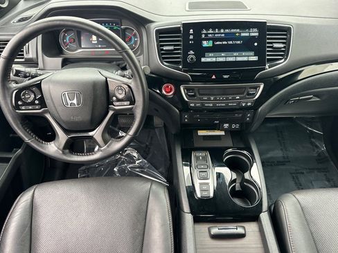 Certified 2022 Honda Pilot Black Edition image 28