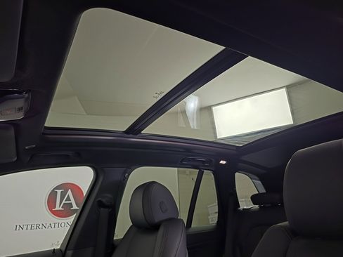 Used 2022 BMW X5 xDrive40i w/ M Sport Package image 17