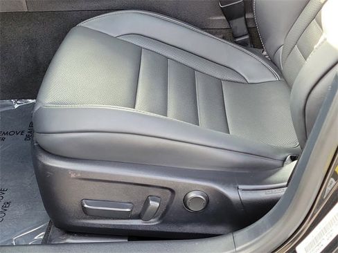 Used 2023 Lexus IS 500 image 18