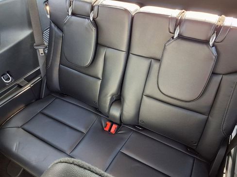 Used 2023 Ford Explorer Limited w/ Class IV Trailer Tow Package image 8