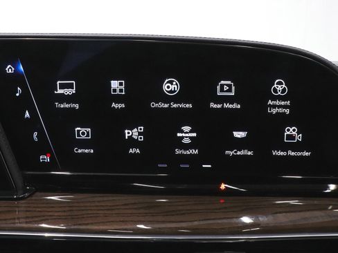 Used 2024 Cadillac Escalade Premium Luxury Platinum image 38