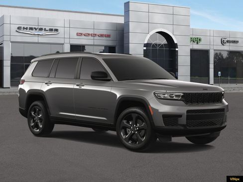 New 2025 Jeep Grand Cherokee L Altitude image 11