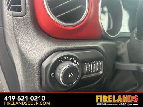 Used 2021 Jeep Wrangler Unlimited Rubicon w/ LED Lighting Group image 19