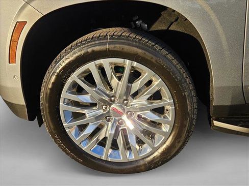 New 2026 GMC Yukon XL Elevation image 10