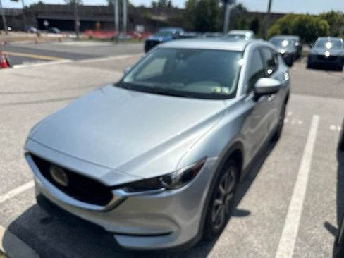 Used 2018 MAZDA CX-5 Touring w/ Preferred Equipment Package AWD/4WD image 8