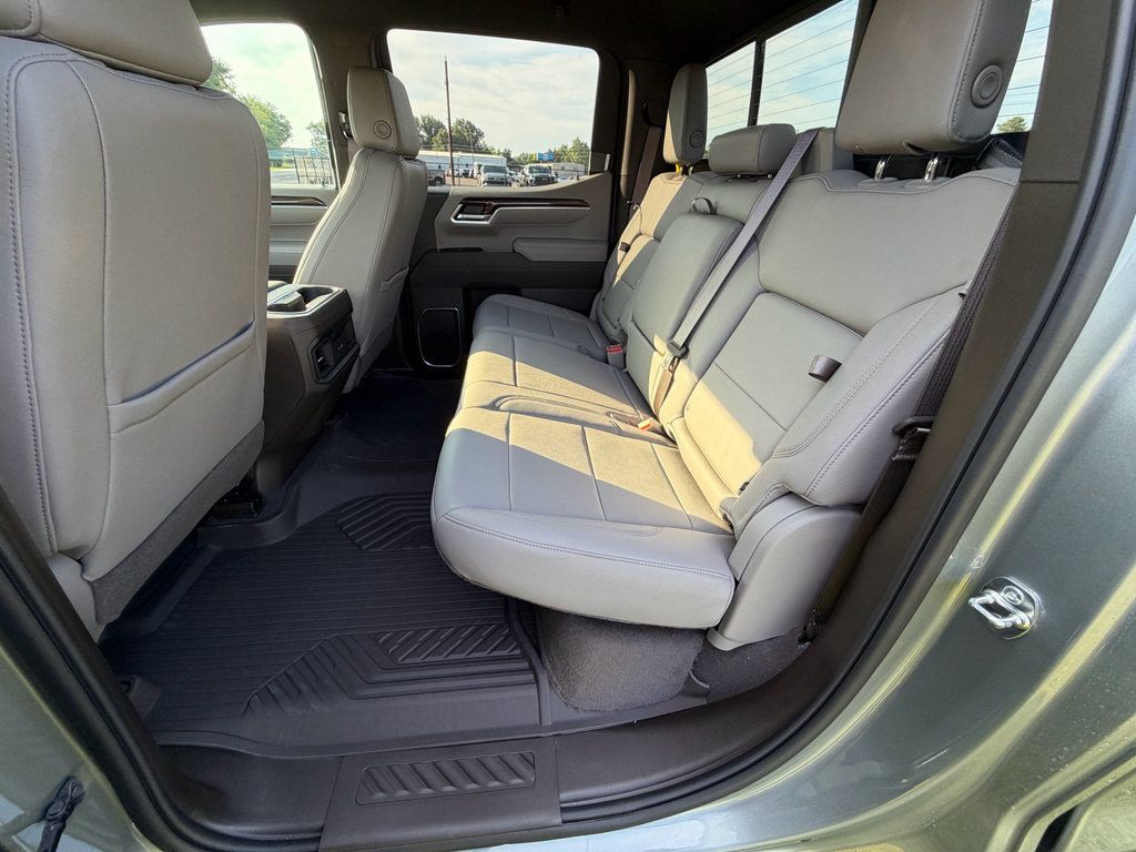 New 2026 Chevrolet Silverado 1500 RST AWD/4WD image 17